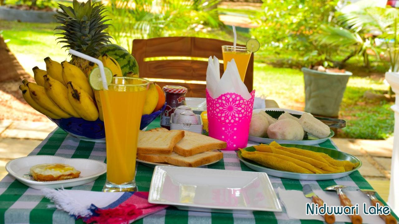 Niduwari Lake Homestay Dambulla Kültér fotó