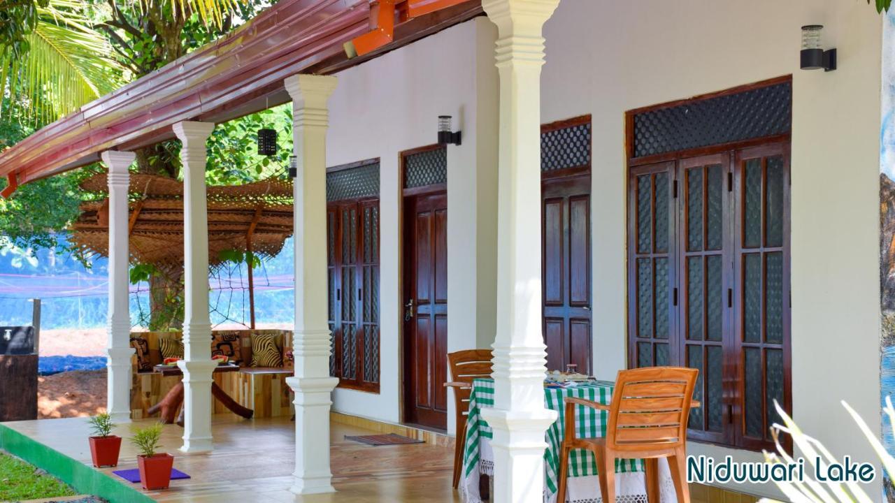 Niduwari Lake Homestay Dambulla Kültér fotó