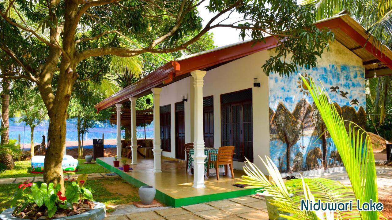 Niduwari Lake Homestay Dambulla Kültér fotó