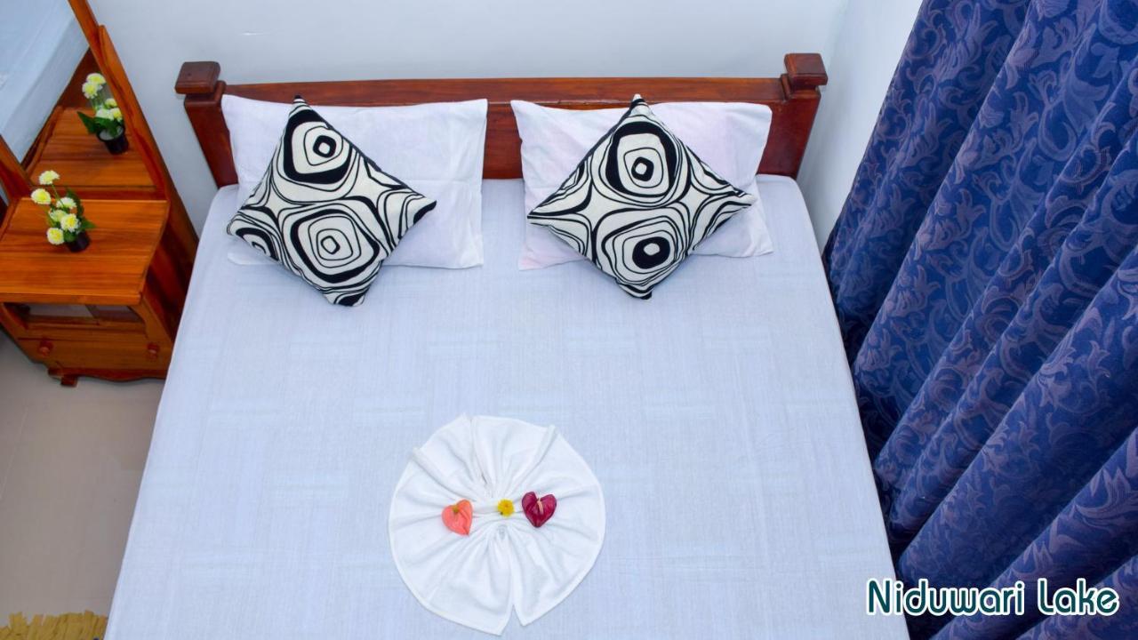 Niduwari Lake Homestay Dambulla Kültér fotó
